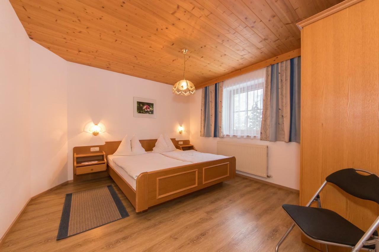 Ferienwohnung Simair Sankt Ulrich am Pillersee Room photo